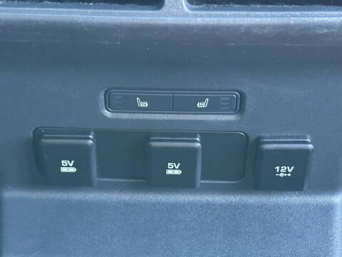 2018 Land Rover Range Rover Velar D180 S