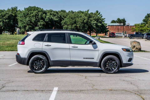 2023 Jeep Cherokee Altitude Lux