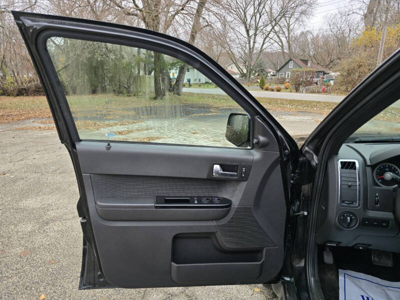 2011 Ford Escape Limited