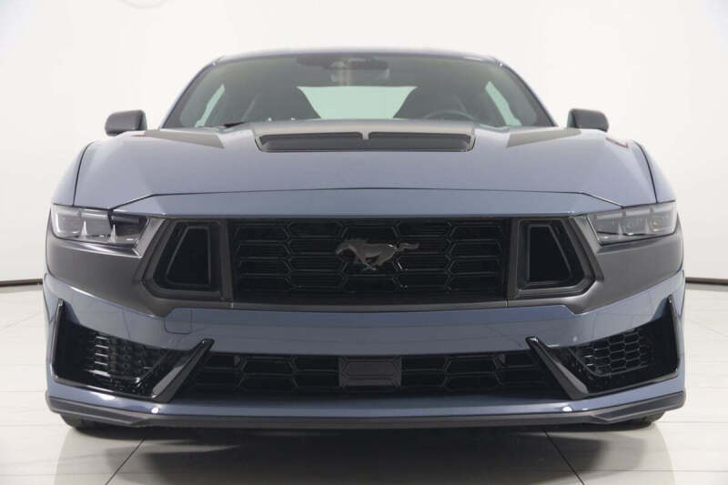 2024 Ford Mustang Dark Horse