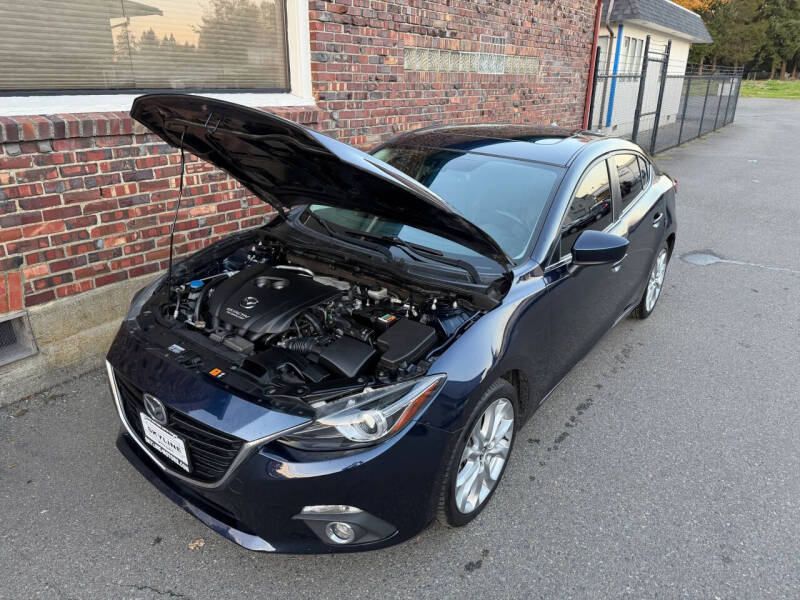 2016 Mazda MAZDA3 s Grand Touring