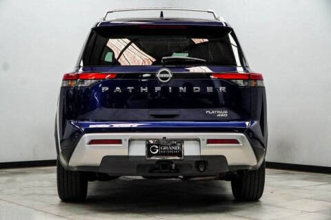 2023 Nissan Pathfinder Platinum