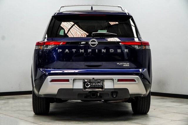 2023 Nissan Pathfinder Platinum
