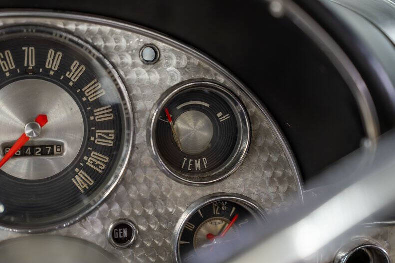 1957 Ford Thunderbird