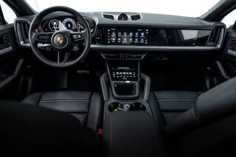 2025 Porsche Cayenne Coupe