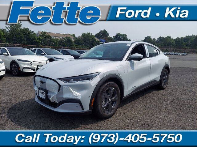 2021 Ford Mustang Mach-E Select