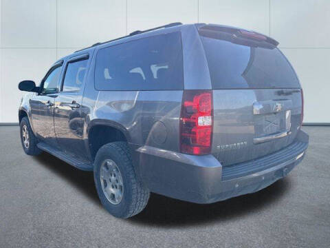 2011 Chevrolet Suburban LS