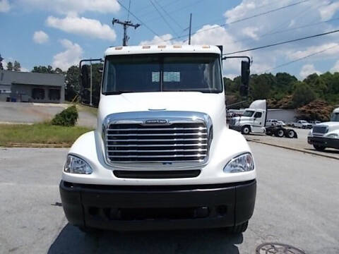 2005 Freightliner Columbia 112