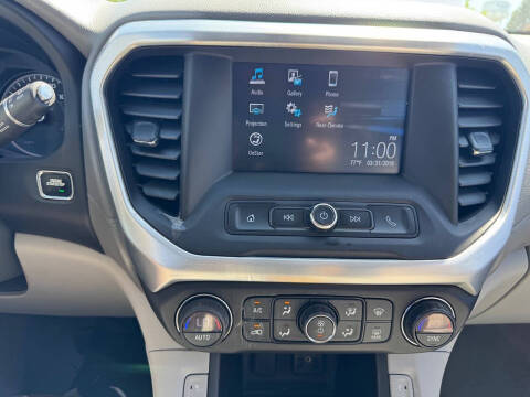 2017 GMC Acadia SLE-2