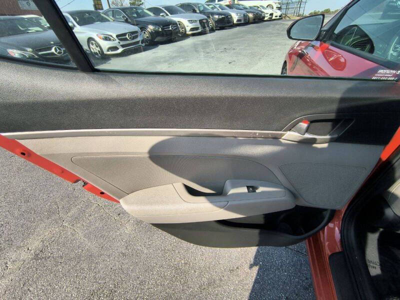 2020 Hyundai Elantra