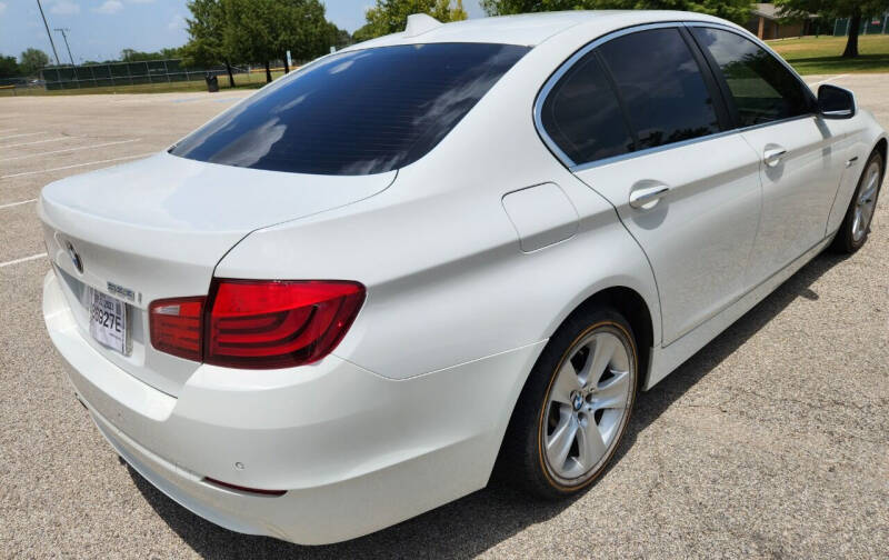 2012 BMW 5 Series 528i photo 7