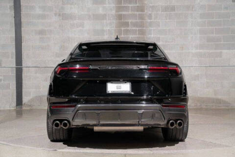 2023 Lamborghini Urus Performante