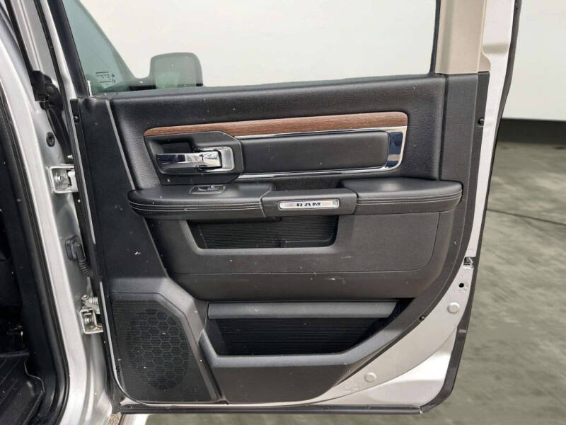 2017 RAM 1500 Laramie