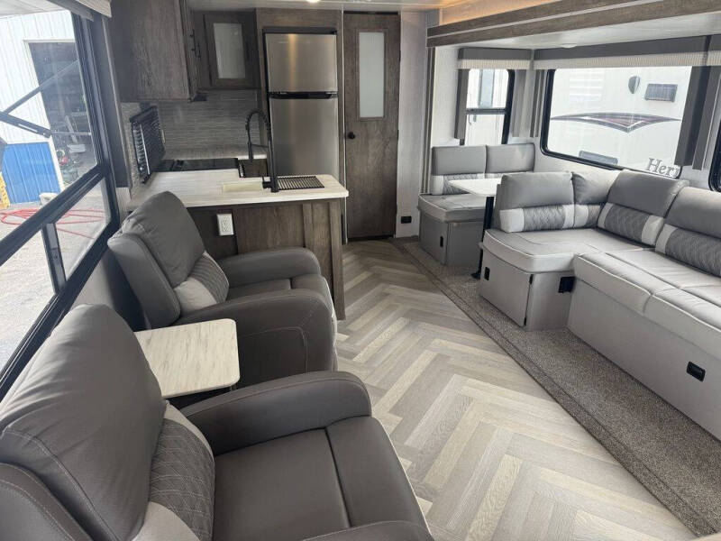 2022 Forest River Salem Midwest 27RK