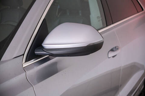 2020 Audi Q8 quattro Premium Plus 55 TFSI