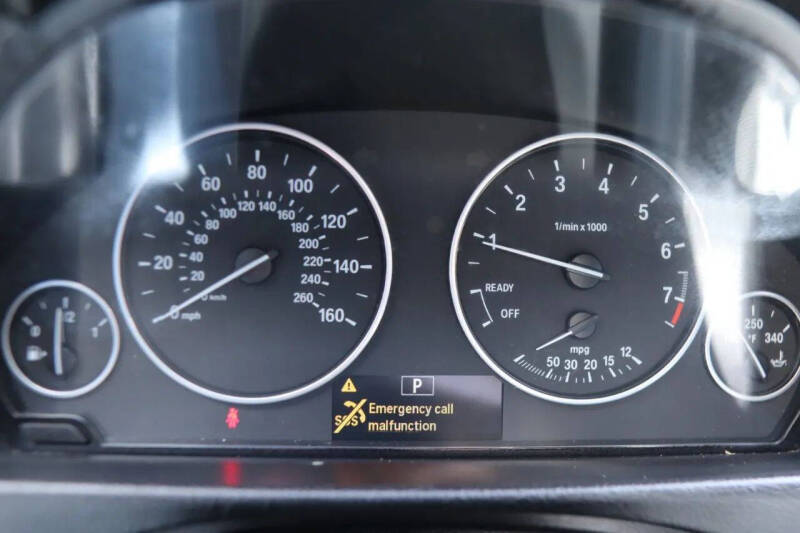 2018 BMW 3 Series 320i