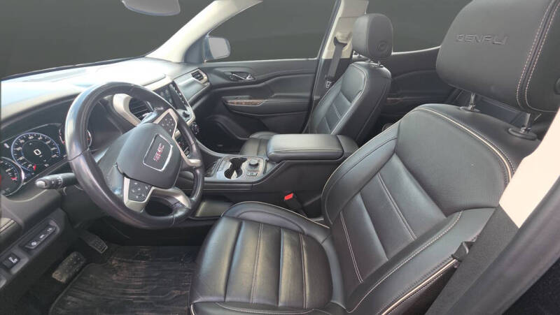 2021 GMC Acadia Denali