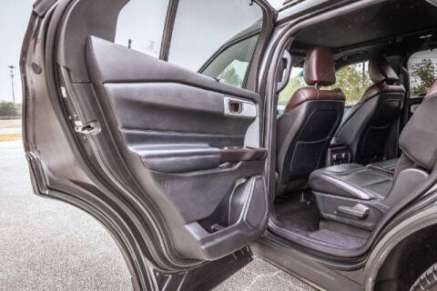 2020 Ford Explorer Platinum