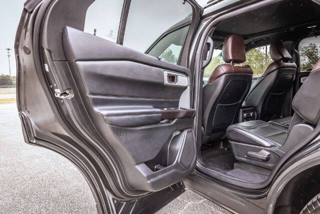 2020 Ford Explorer Platinum