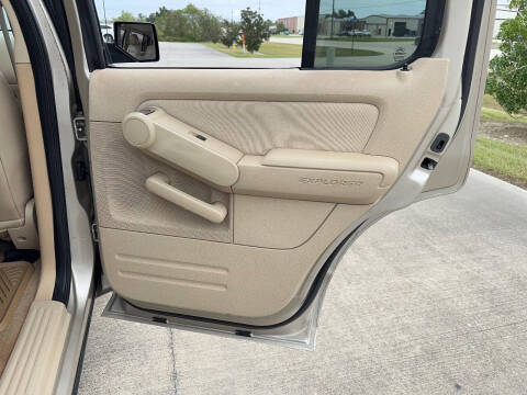 2006 Ford Explorer XLS