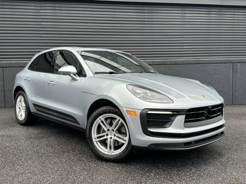 2025 Porsche Macan