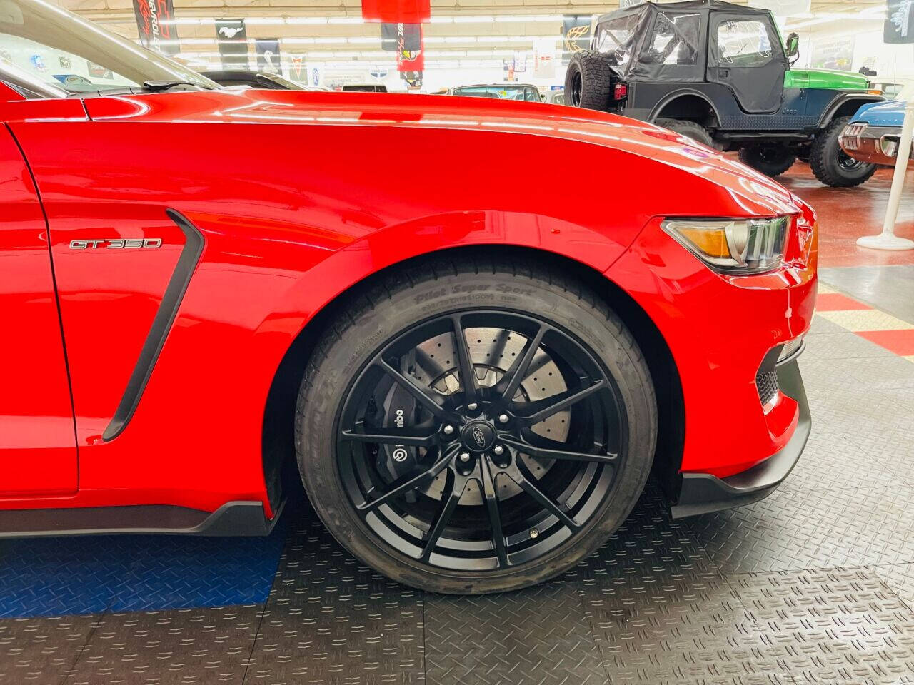 2016 Ford Mustang 30