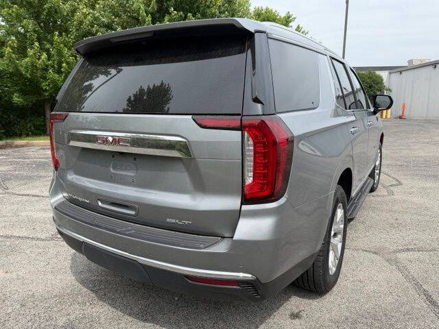 2023 GMC Yukon SLT