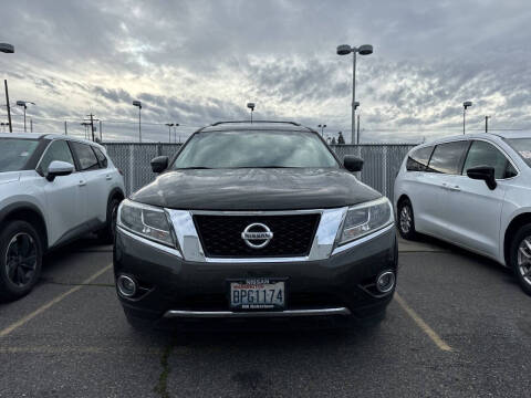 2016 Nissan Pathfinder Platinum
