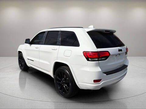 2017 Jeep Grand Cherokee Altitude