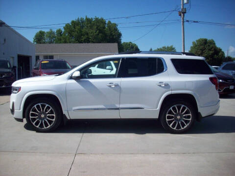 2022 GMC Acadia Denali