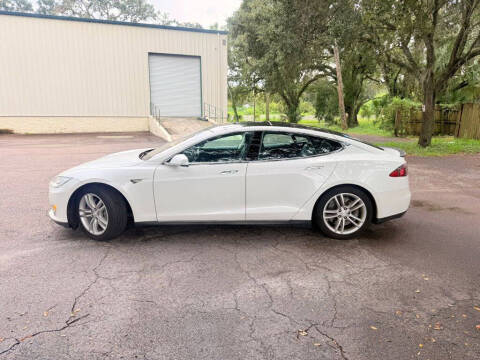 2013 Tesla Model S Performance