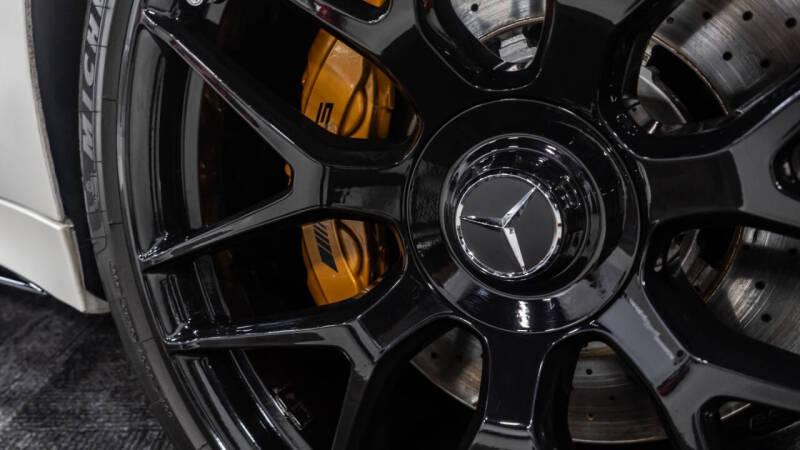 2023 Mercedes-Benz AMG GT 63