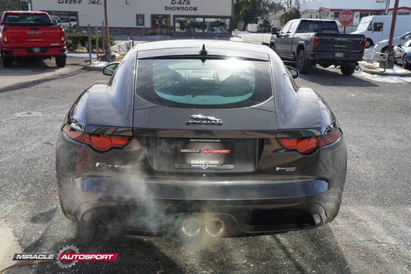 2018 Jaguar F-TYPE R-Dynamic