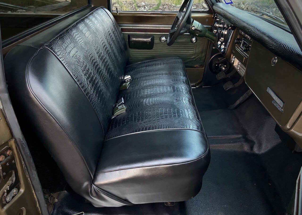 1970 Chevrolet C/K 10 Series 30