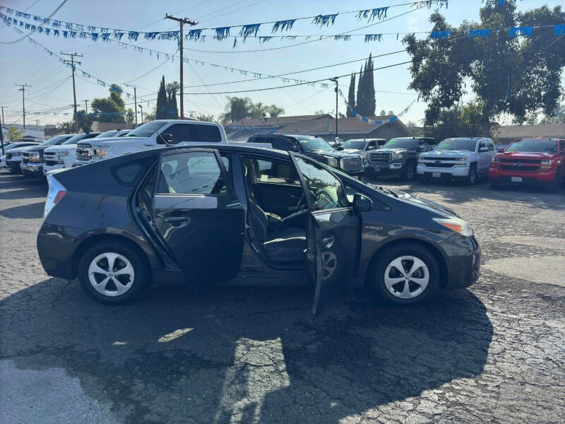 2014 Toyota Prius Three