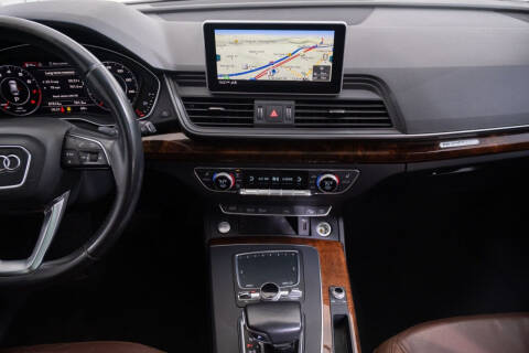 2018 Audi Q5 2.0T quattro Premium Plus