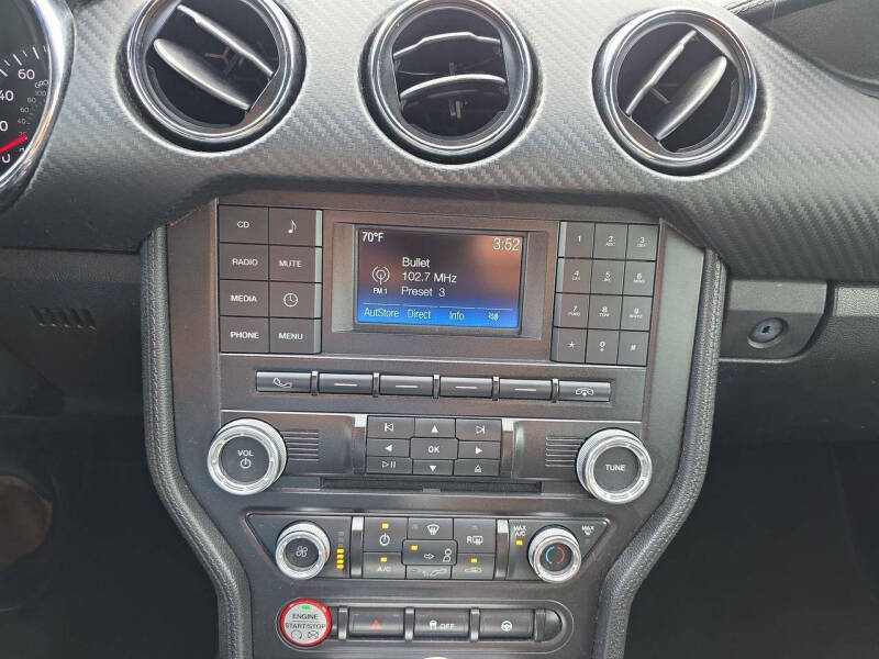 2015 Ford Mustang V6