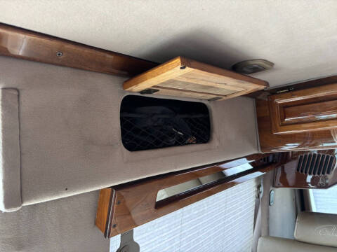 2003 Ford E-Series E-250 SD