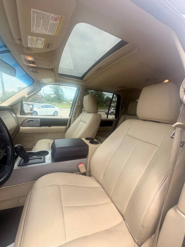 2015 Ford Expedition XLT