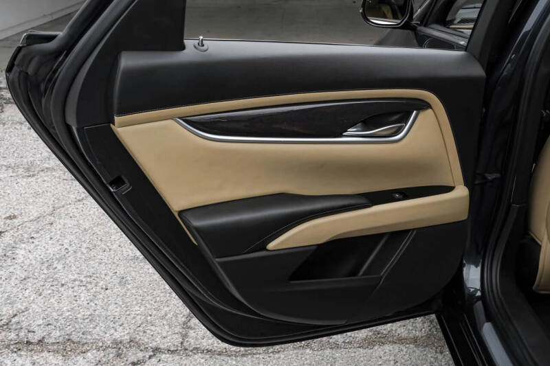 2014 Cadillac XTS Premium Vsport