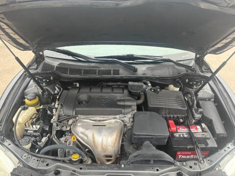 2011 Toyota Camry LE