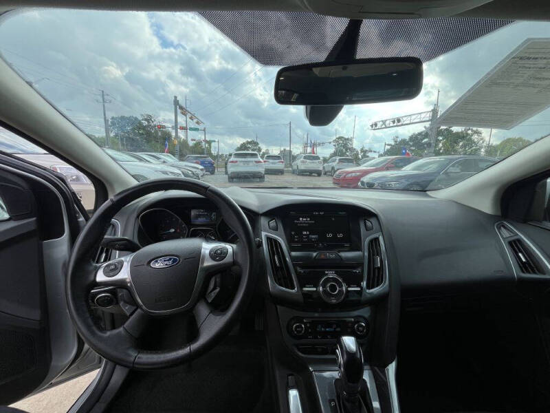 2012 Ford Focus Titanium