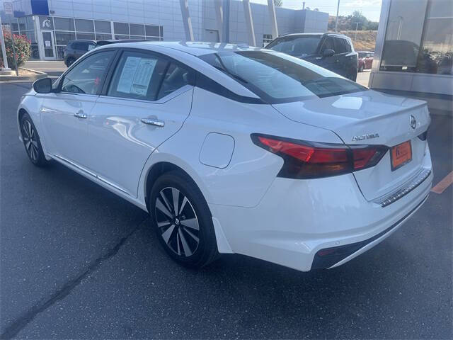 2022 Nissan Altima 2.5 SV