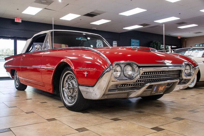 1962 Ford Thunderbird
