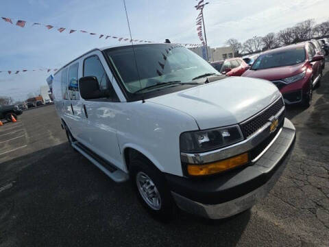 2023 Chevrolet Express 2500