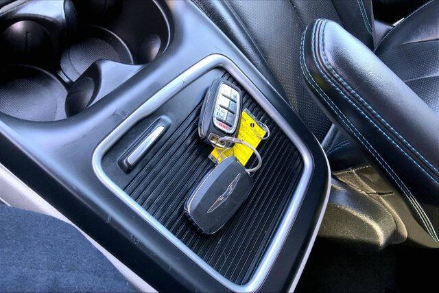 2021 Chrysler Pacifica Hybrid Touring L