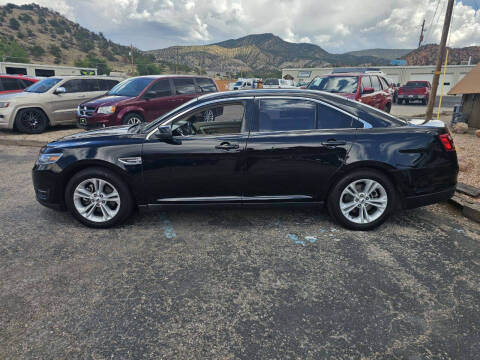 2016 Ford Taurus SEL