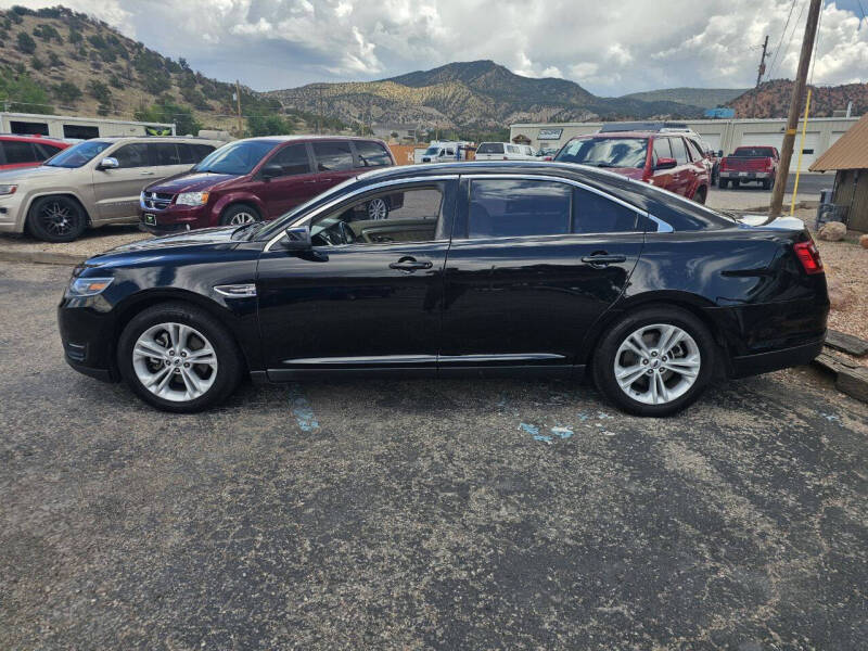 2016 Ford Taurus SEL
