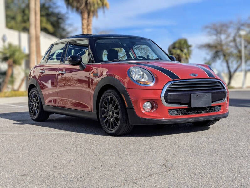 2016 MINI Cooper Base photo 2