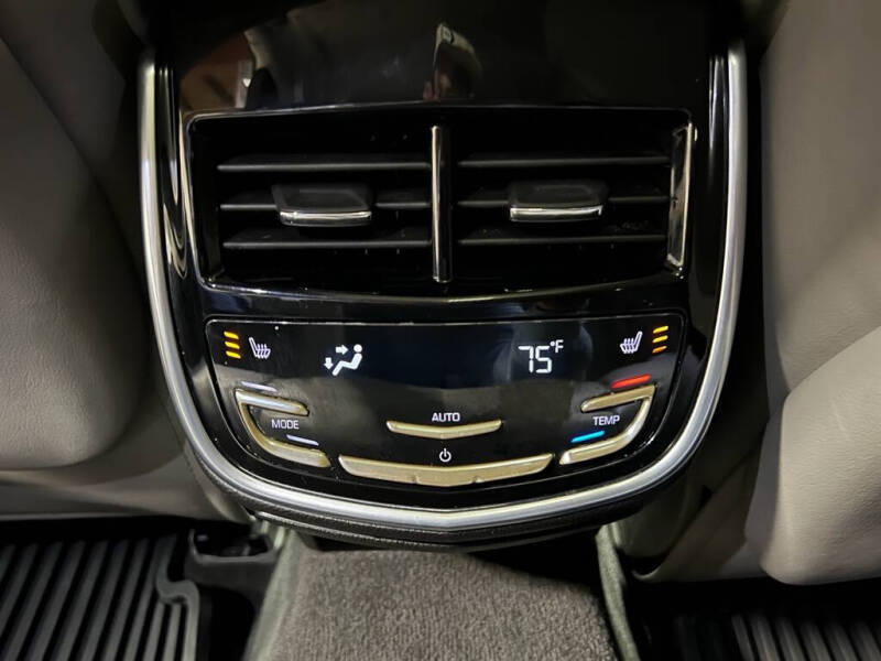 2013 Cadillac XTS Premium Collection